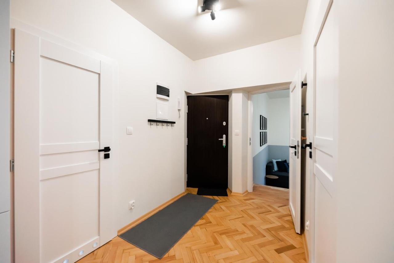 Old Town Eclectic Apartment For 6 People Varşovia Exterior foto